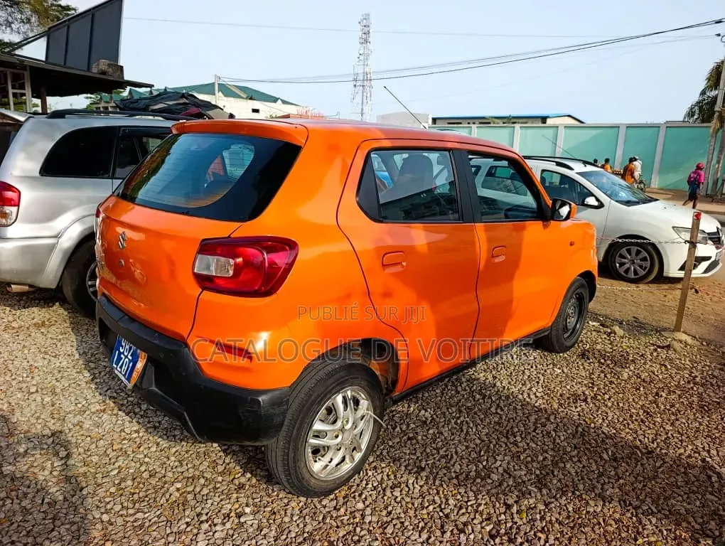 Suzuki S-Presso 2023 Orange