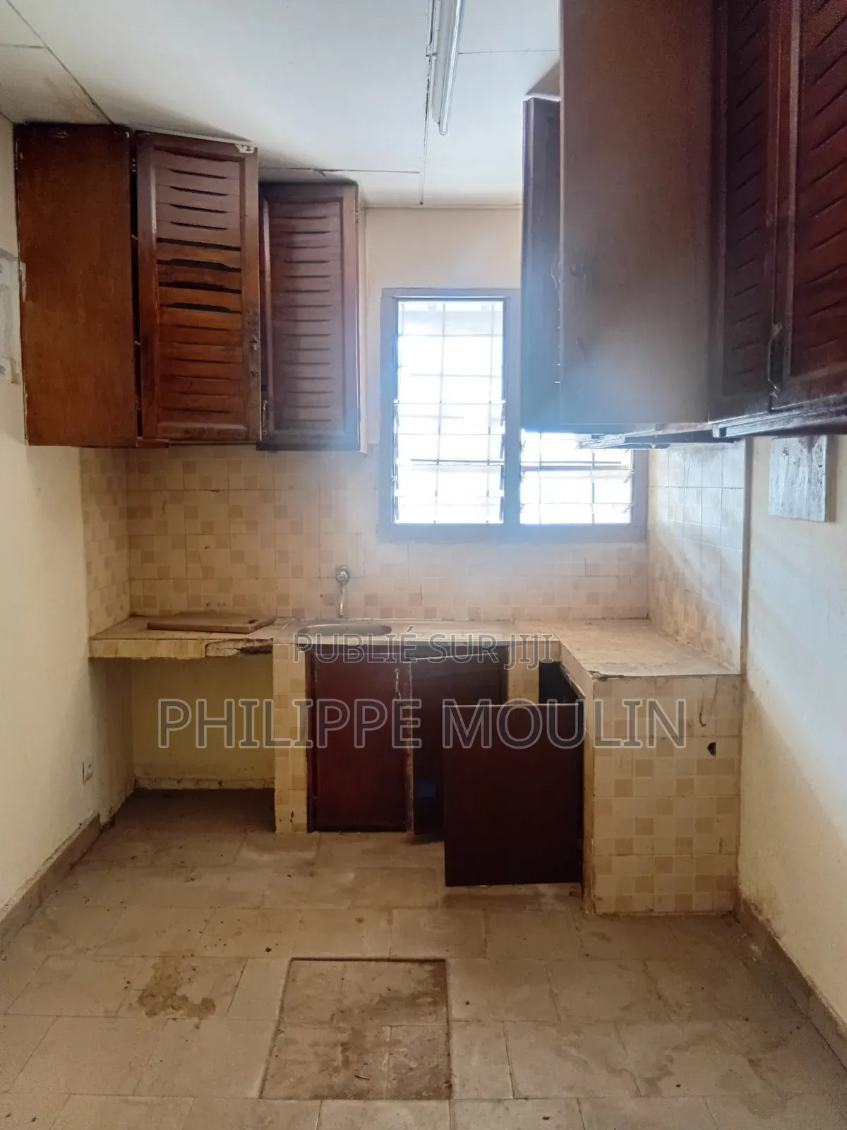 5chbre Villa dans Elite Immobilier, Cocody à Louer