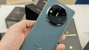 Nouveau Huawei Mate X6 512 GB Rouge