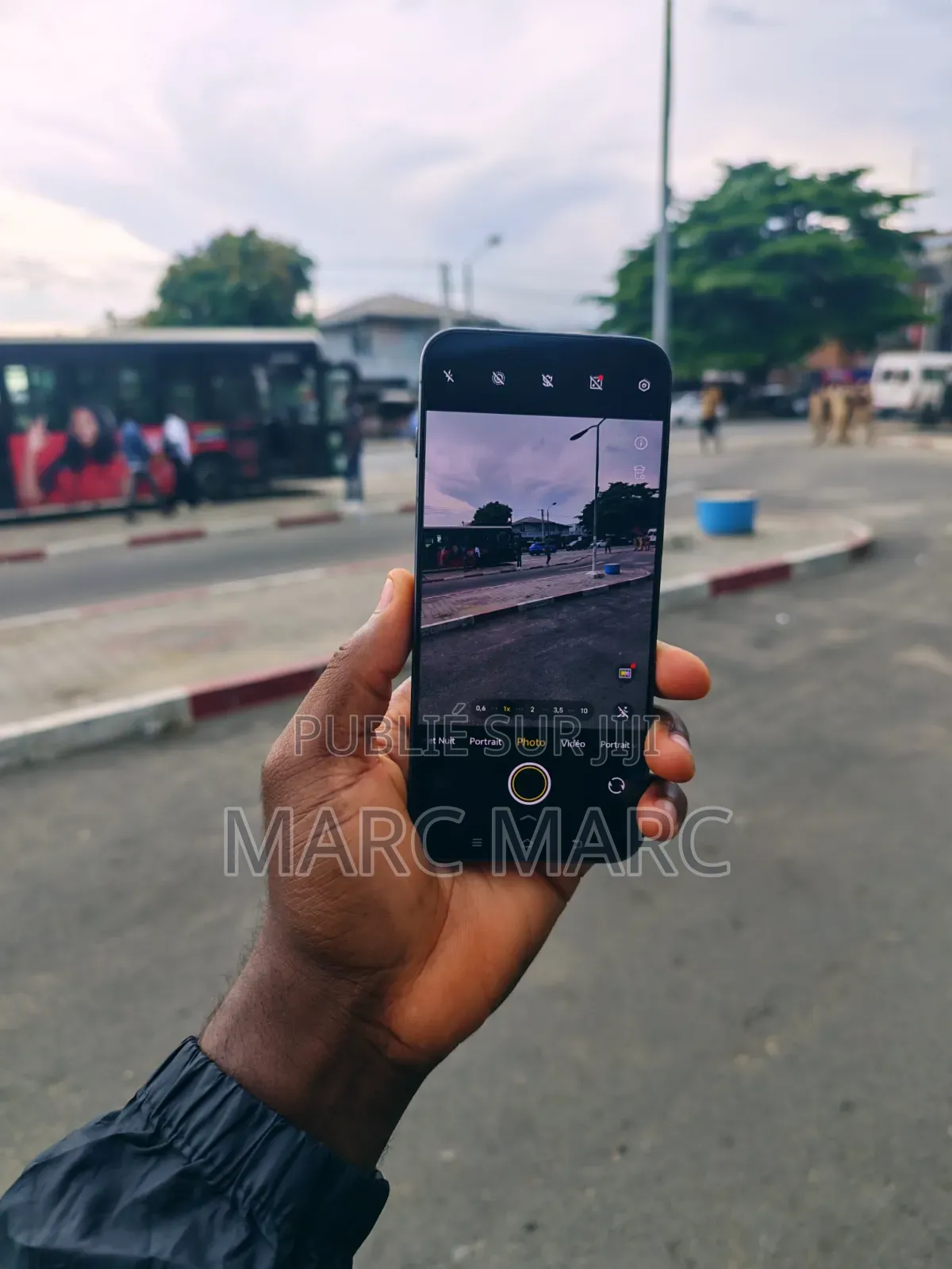 Nouveau Vivo X300 Pro 512 GB Noir