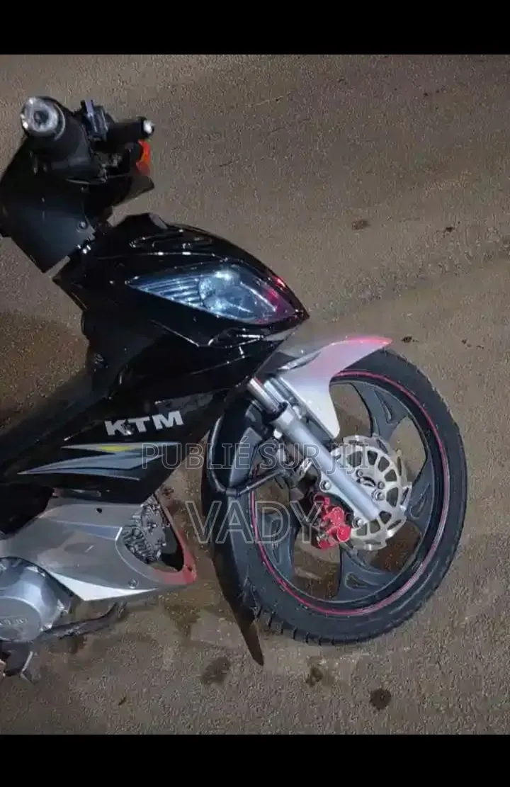 KTM Duke 125 2026 Noir