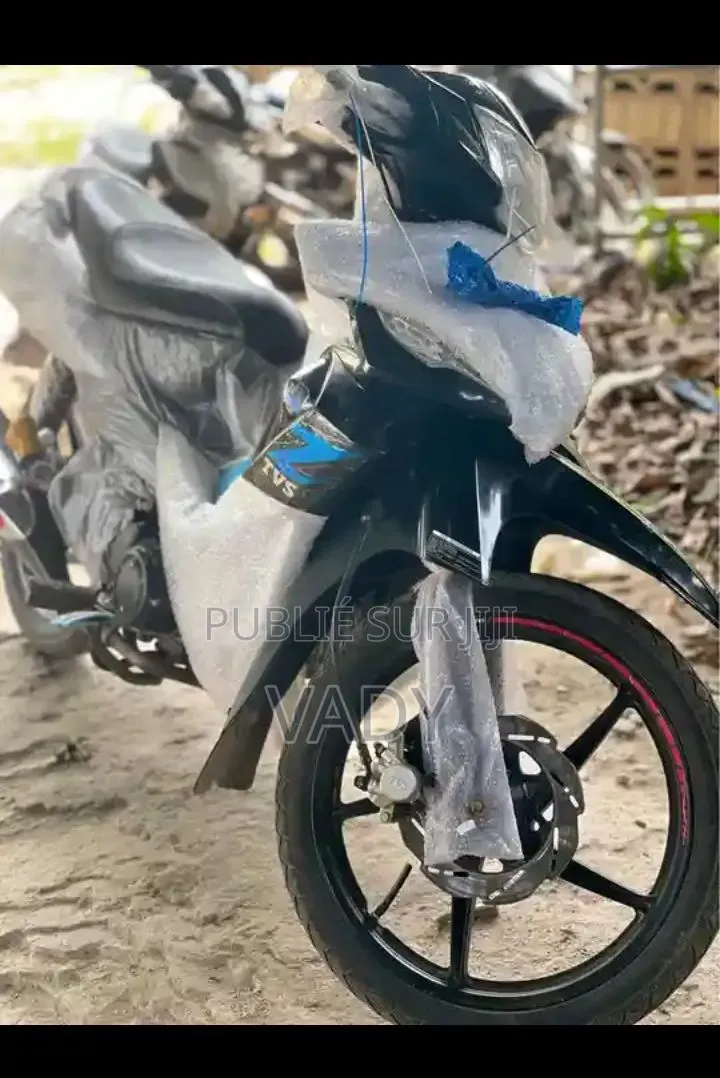 TVS Rockz 125 2026 Bleu