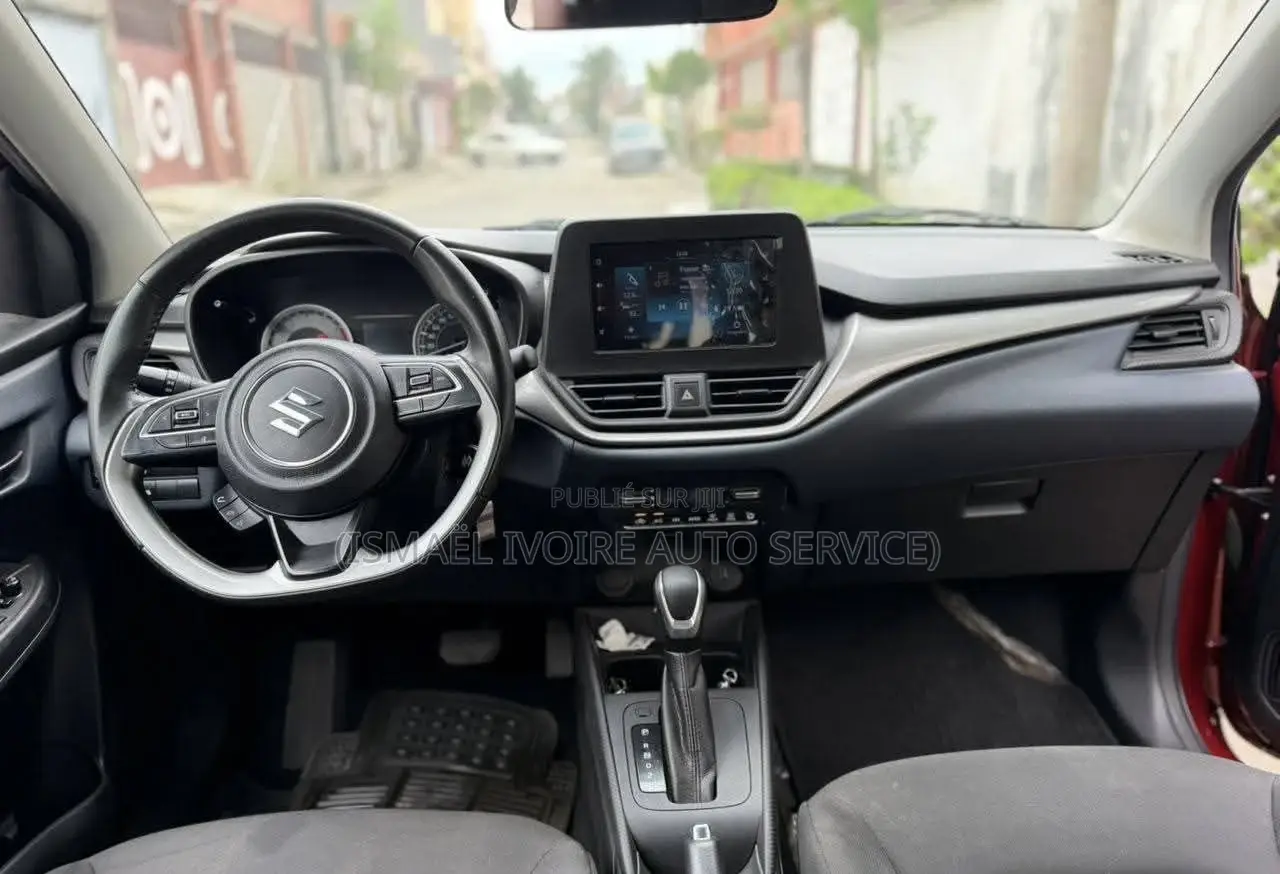Suzuki Baleno 2025 Rouge