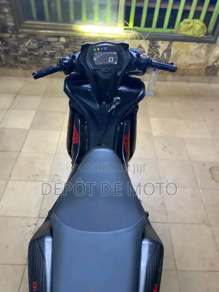 Nouveau Yamaha Autre 2025 Noir
