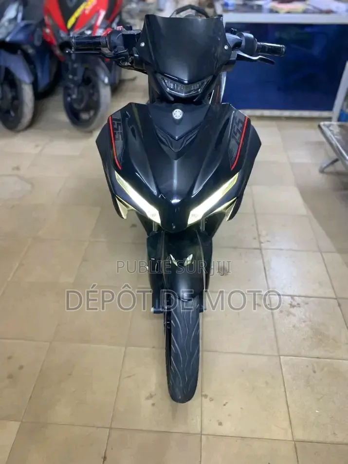 Nouveau Yamaha Autre 2025 Noir