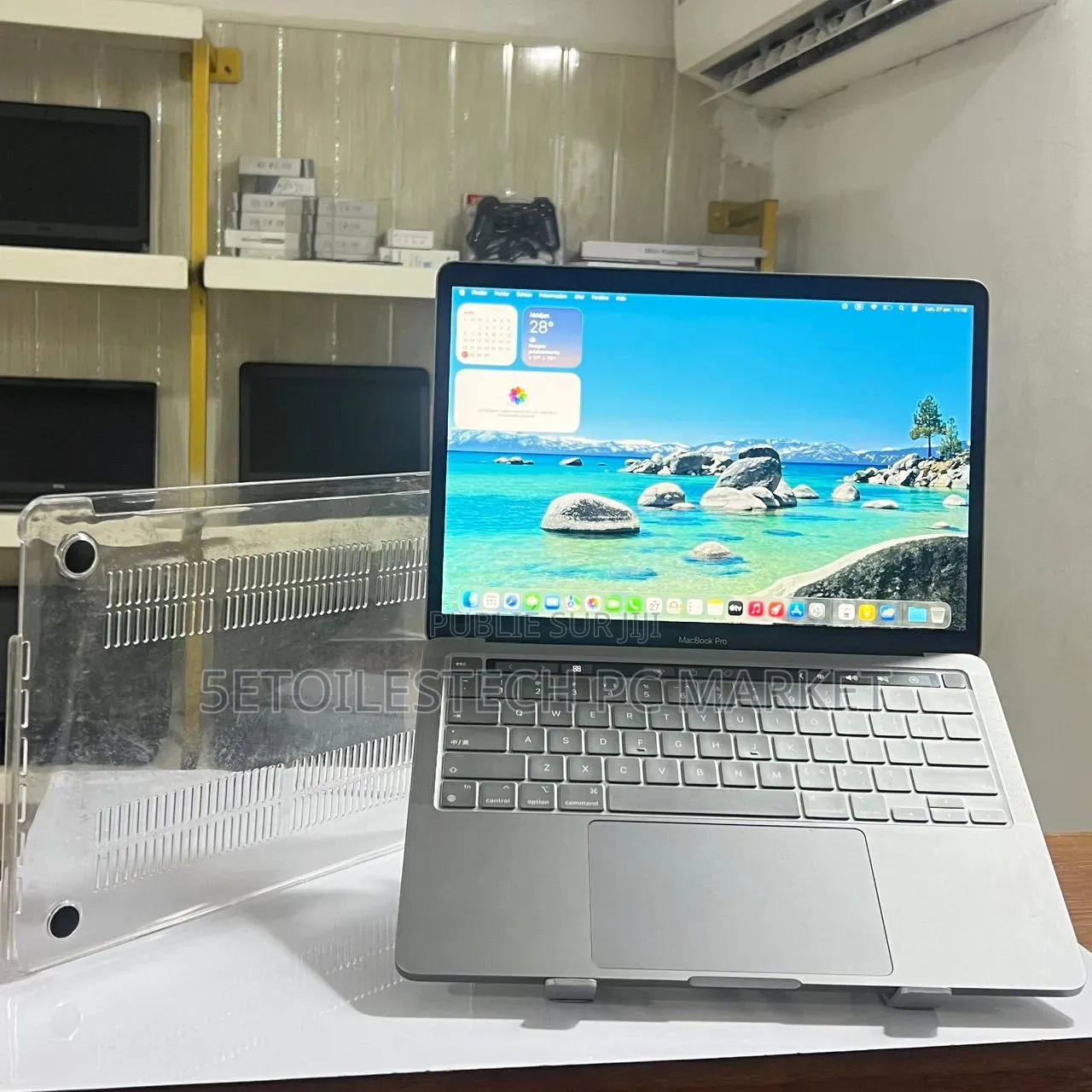 Nouveau Apple MacBook Pro 2022 M2 8GB Apple M2 SSD 512GB