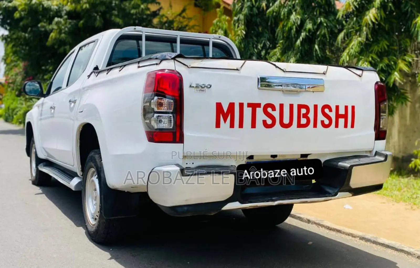 Mitsubishi L200 Club Cab 2.2 4WD 2020 Blanc cassé