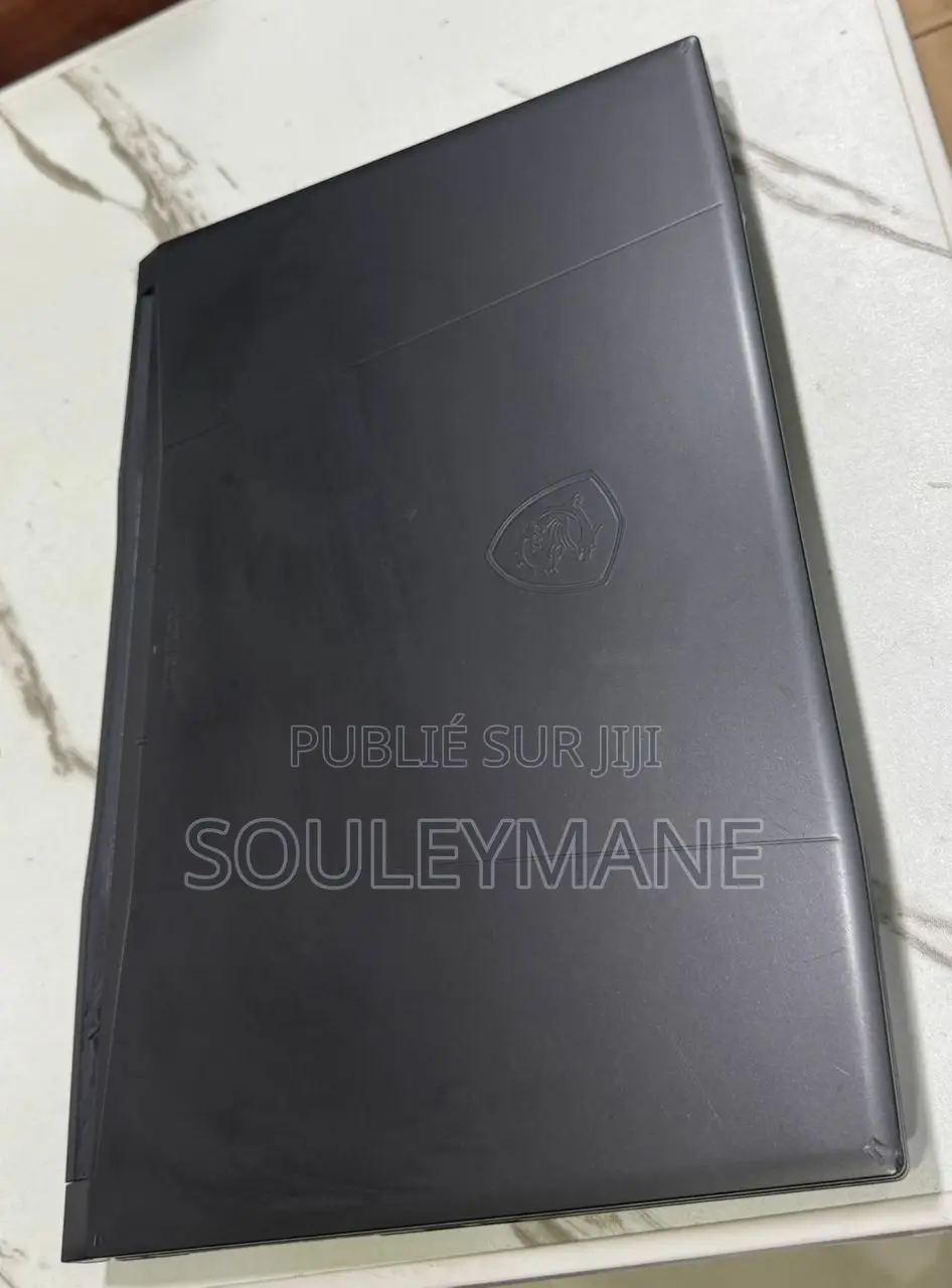 Ordinateur portable MSI Katana 17 16GB Intel Core i7 SSD 512GB