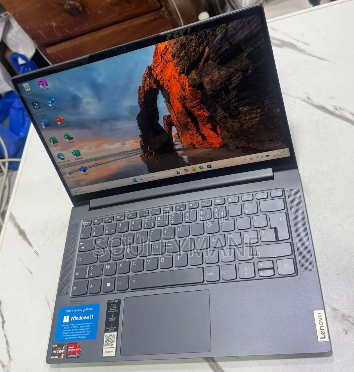 Ordinateur portable Lenovo Yoga 7i 8GB AMD Ryzen 5 SSD 256GB