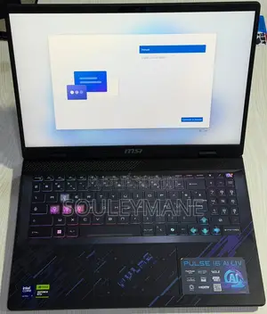 Ordinateur portable MSI Cyborg 15 16GB Intel Core Ultra 7 SSD 512GB