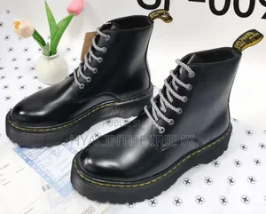 Dr Martens Souliers Et Maucassin Authentique Original