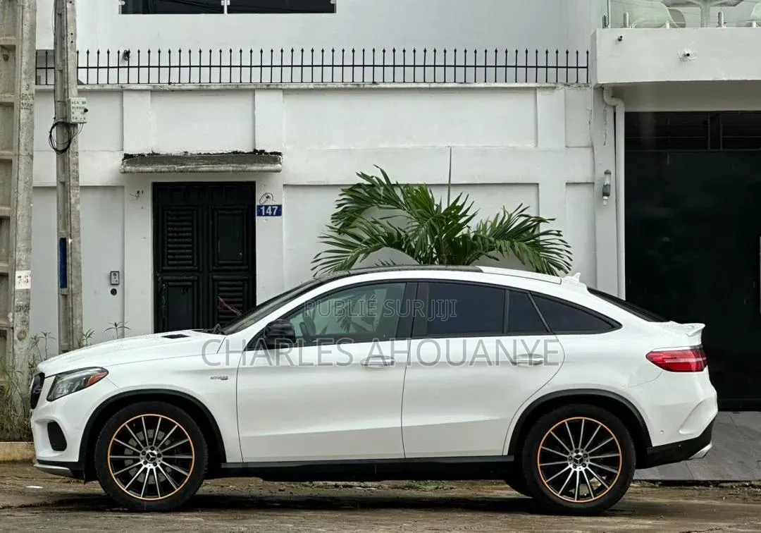 Mercedes-Benz GLE-Class AMG GLE 43 4MATIC 2018 Blanc