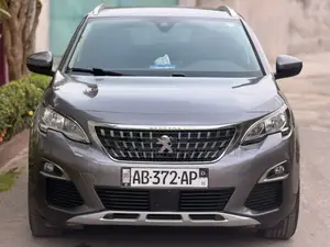 Peugeot 3008 2018 Gris