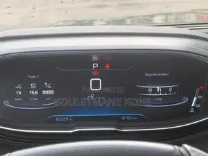 Peugeot 3008 2018 Gris