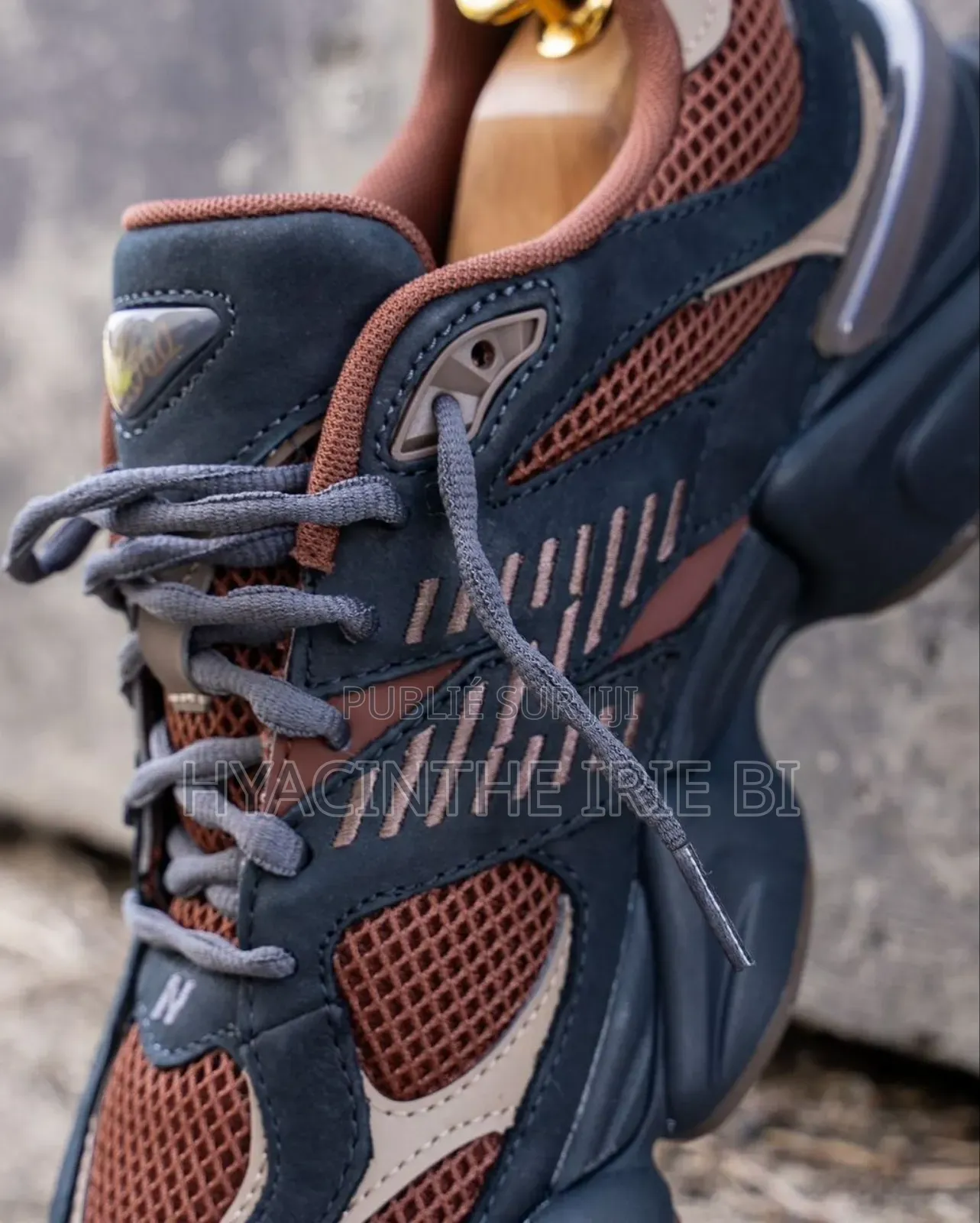 Sneakers New Balance Et Louis Vuitton Authentique Original Qualité