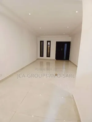 Mise en Location Une Villa Duplex De 5pieces
