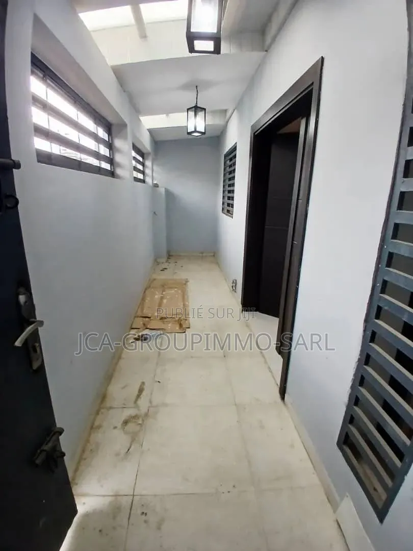 Mise en Location Une Villa Duplex De 5pieces
