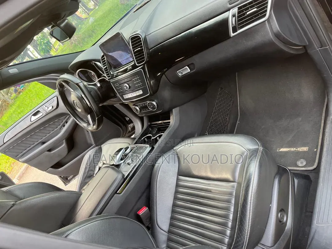 Mercedes-Benz GLE-Class GLE 400 4MATIC 2017 Noir