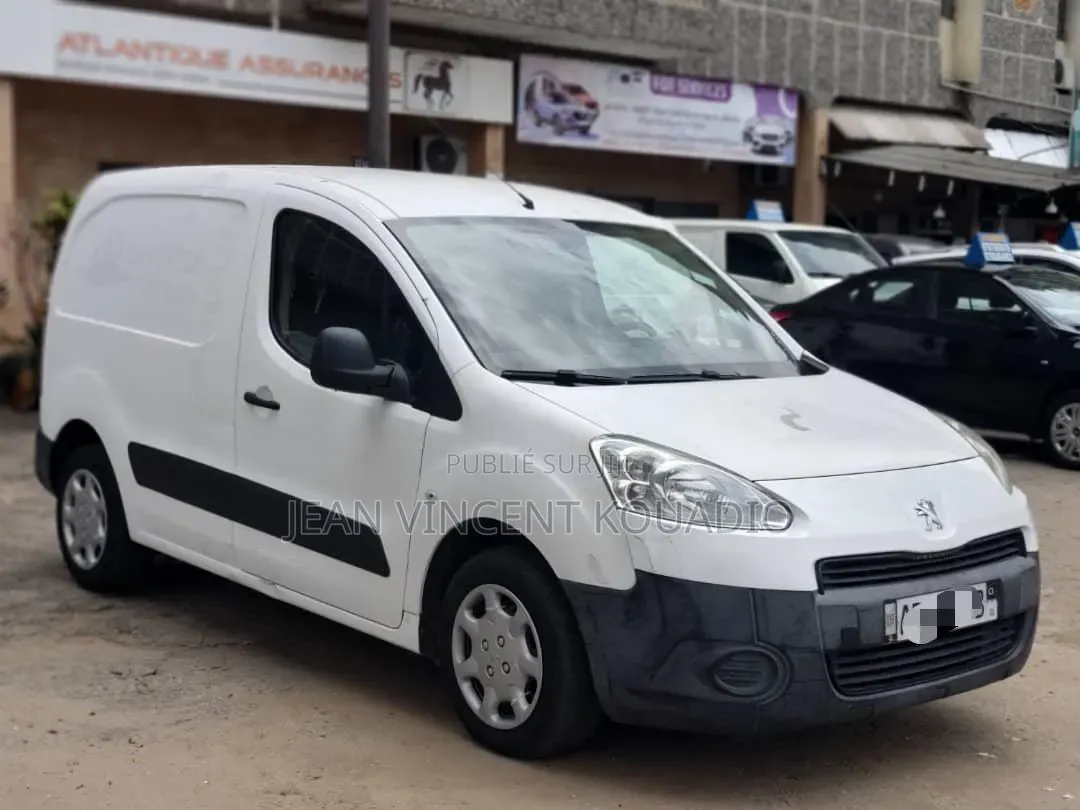 Peugeot Partenaire 2019 Blanc