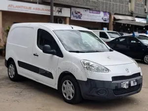 Peugeot Partenaire 2019 Blanc