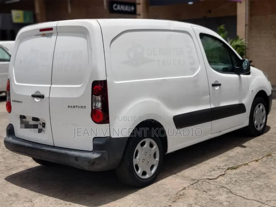 Peugeot Partenaire 2019 Blanc