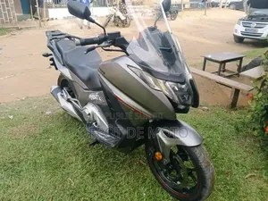 Nouveau Honda Autre 2023 Gris