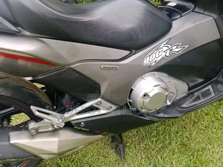 Nouveau Honda Autre 2023 Gris