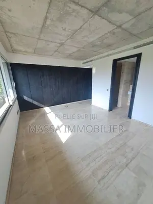 4chbre Appartement dans Massa Immobilier, Cocody à Louer