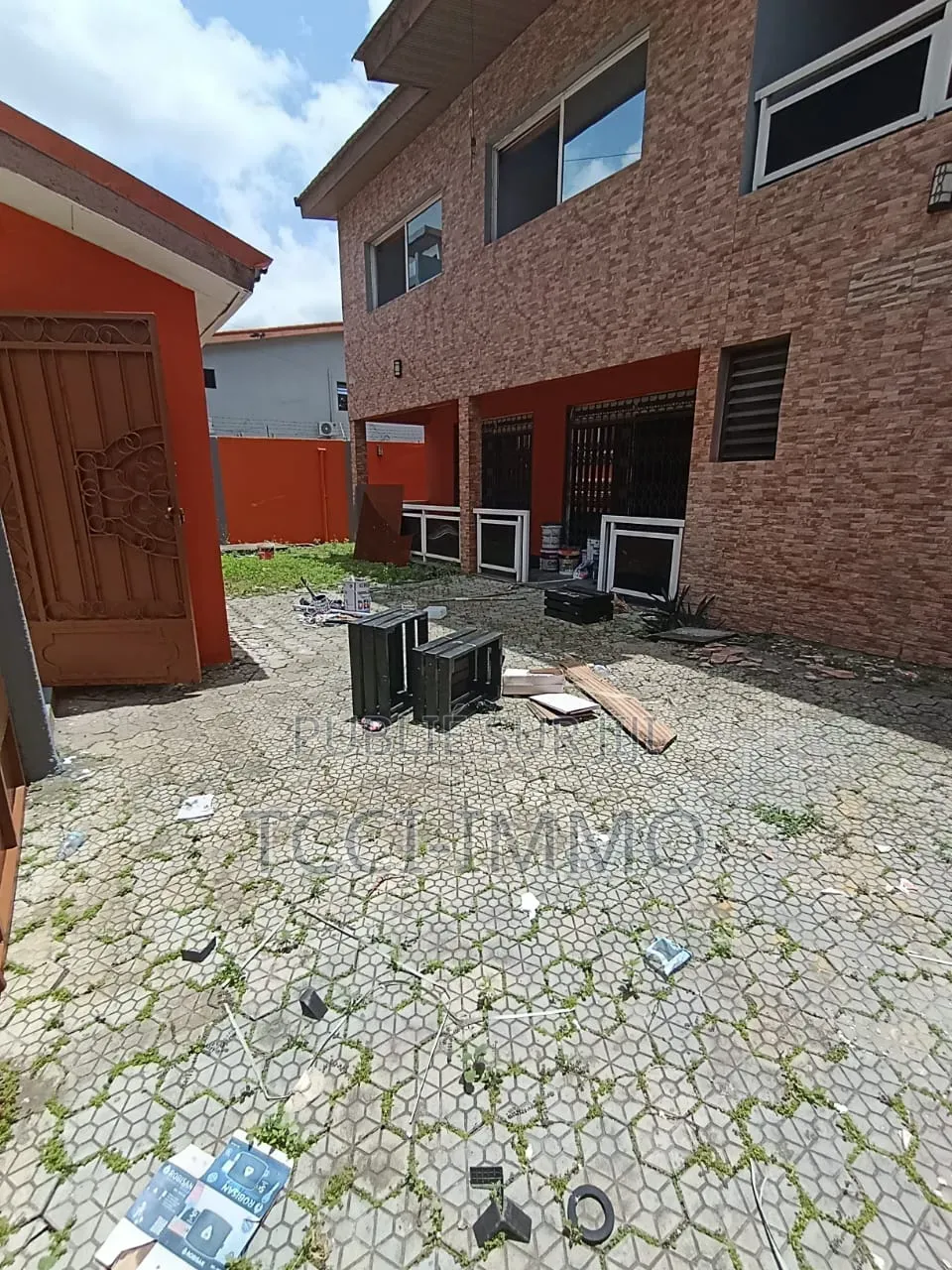 5chbre Villa dans Villa +Piscine, Cocody à Louer