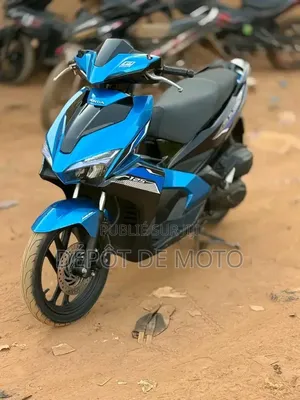 Nouveau Honda XL 125 2025 Bleu