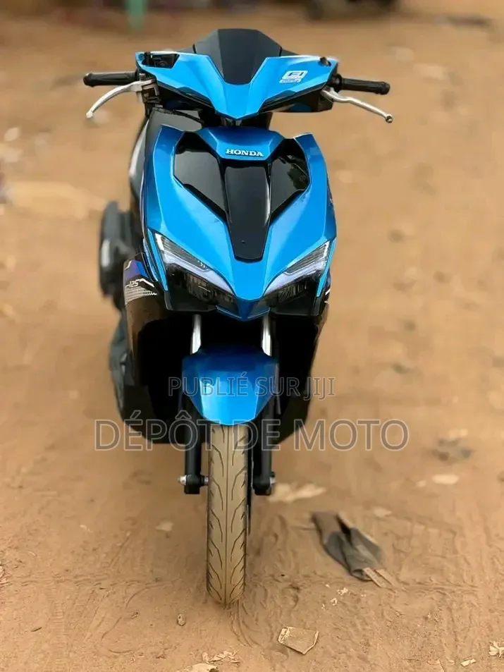 Nouveau Honda XL 125 2025 Bleu