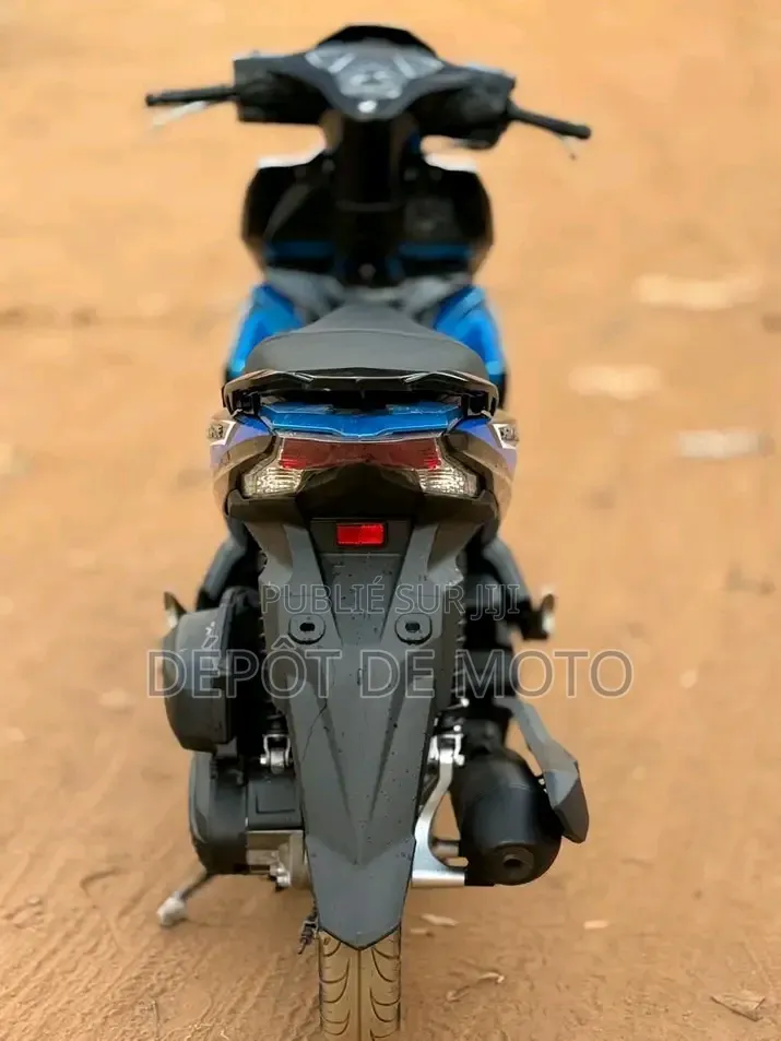 Nouveau Honda XL 125 2025 Bleu