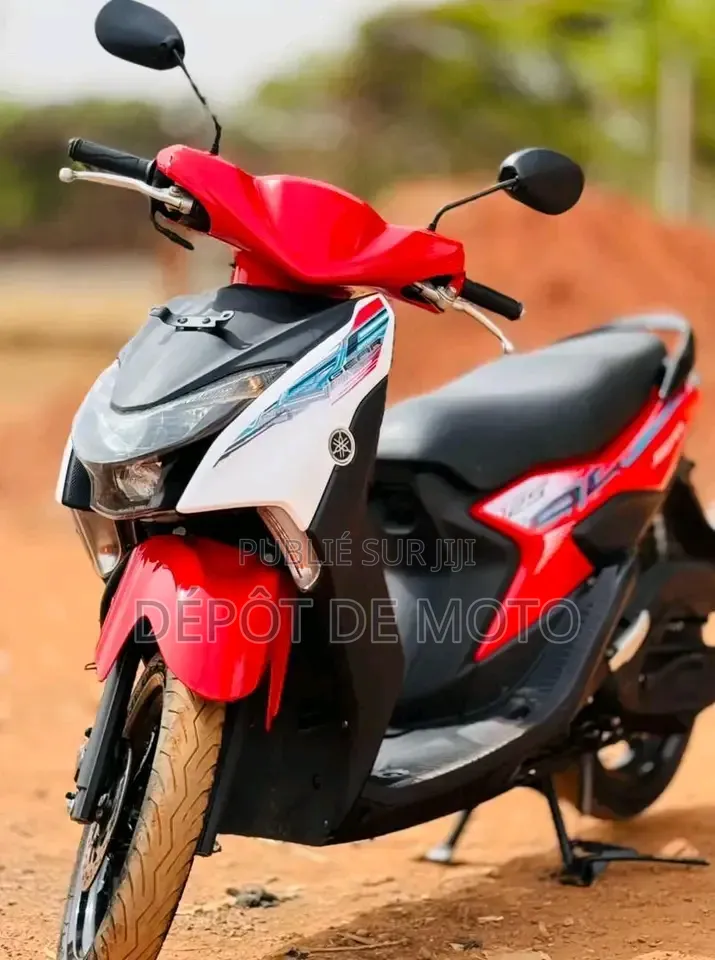 Nouveau Yamaha DT125 2025 Rouge