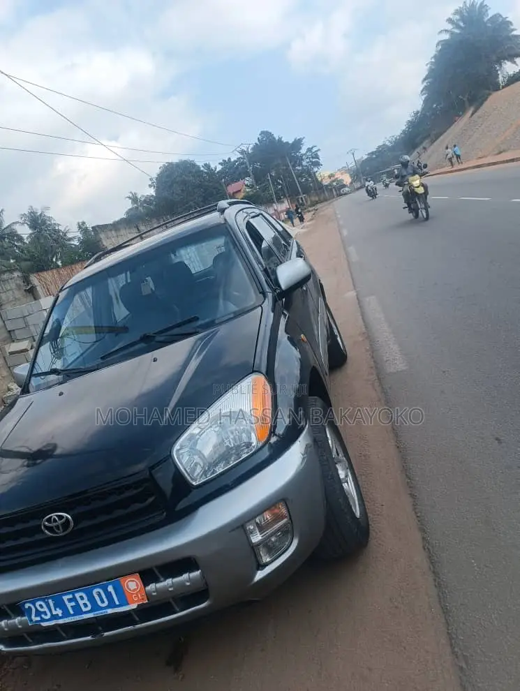 Toyota RAV4 2.0 4x4 2005 Bleu