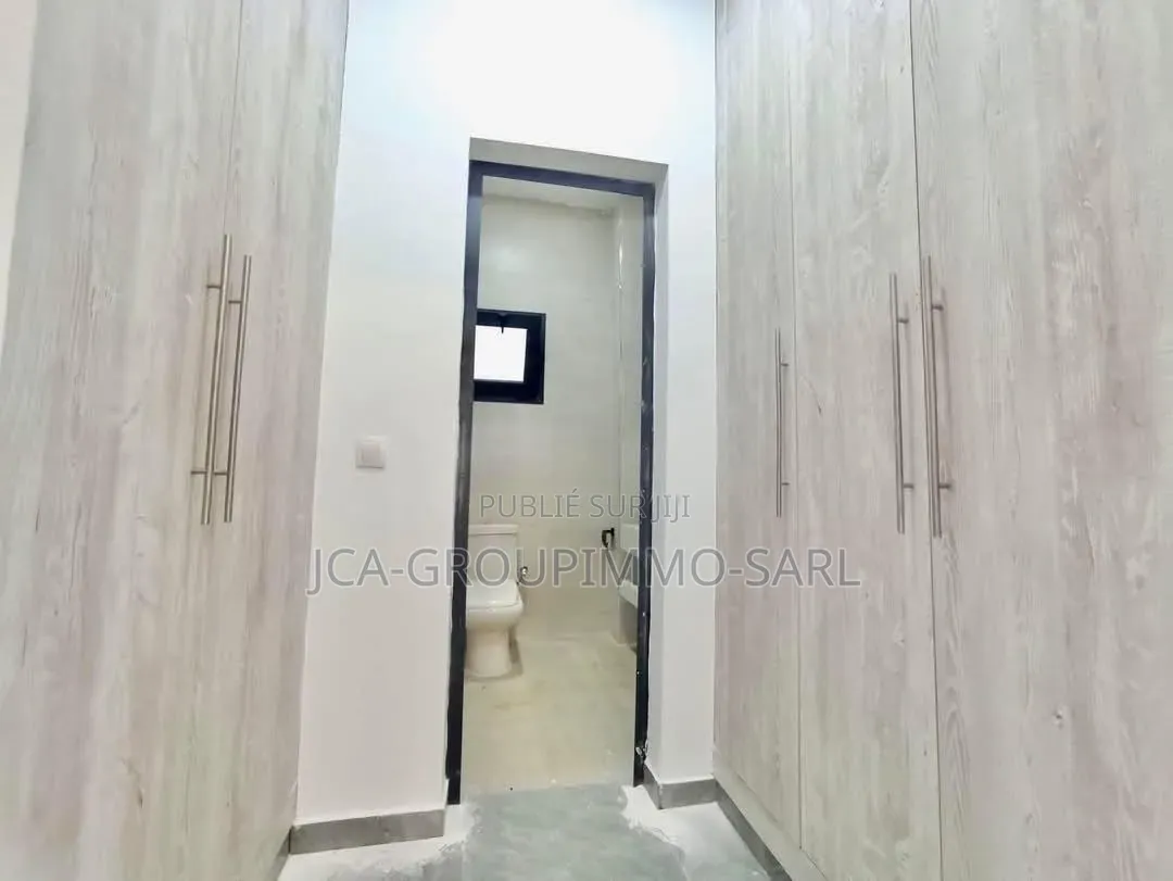 Mise en Location Une Villa Duplex Haut Standing De 5pieces
