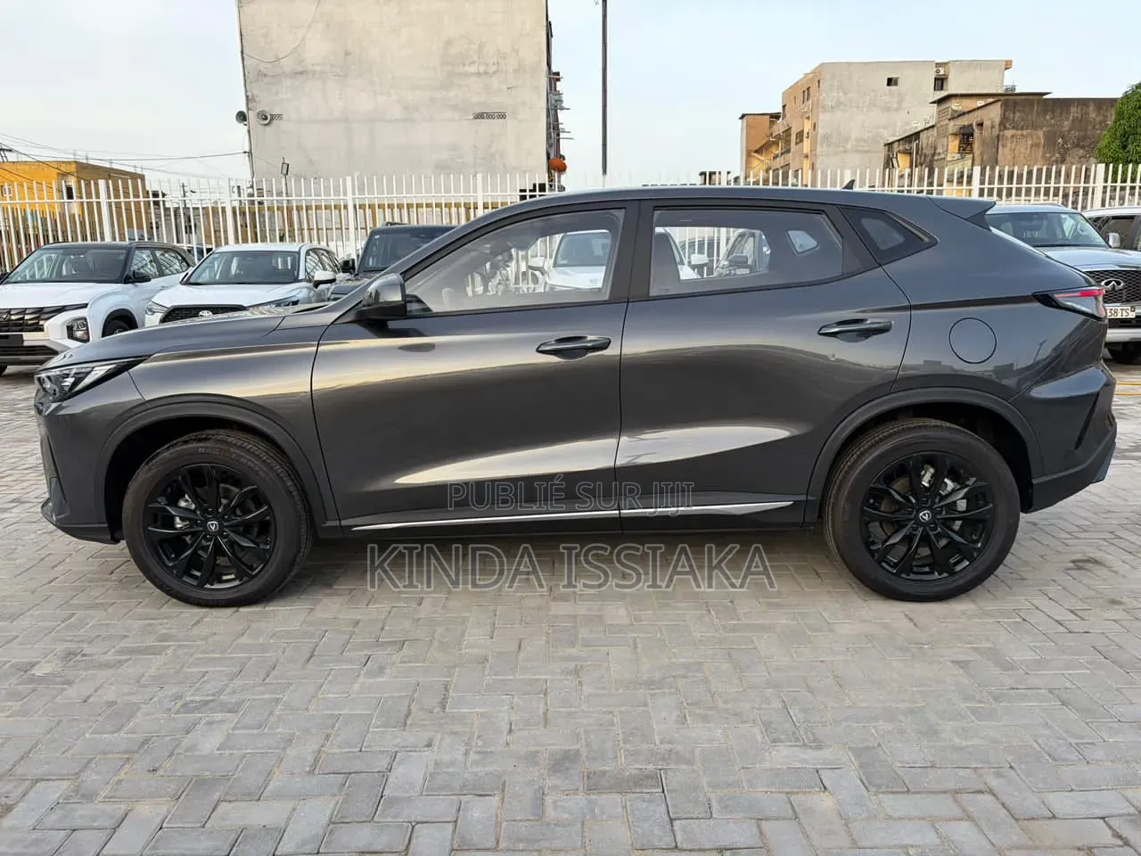 Nouveau Changan X5 Plus 1.5 Blue Core FWD 2025 Gris