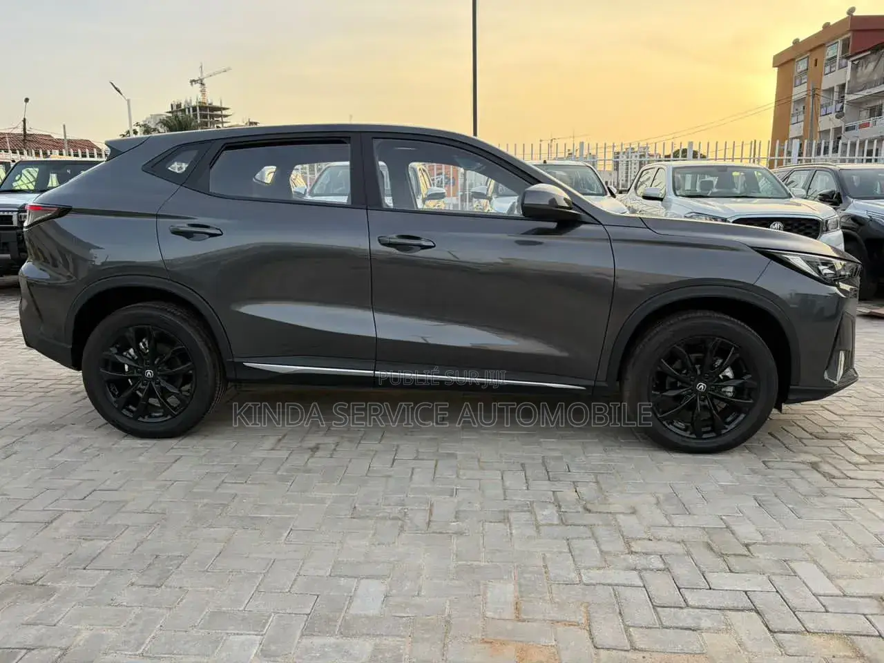 Nouveau Changan X5 Plus 1.5 Blue Core FWD 2025 Gris