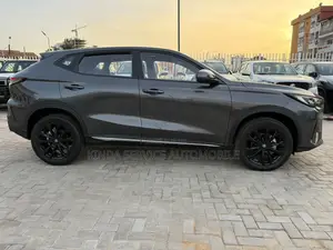 Nouveau Changan X5 Plus 1.5 Blue Core FWD 2025 Gris