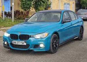 BMW 316i 2014 Bleu