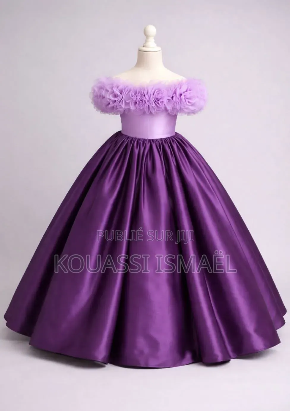 Robe d'Enfants Fille Disponible a Plusieurs Modèles