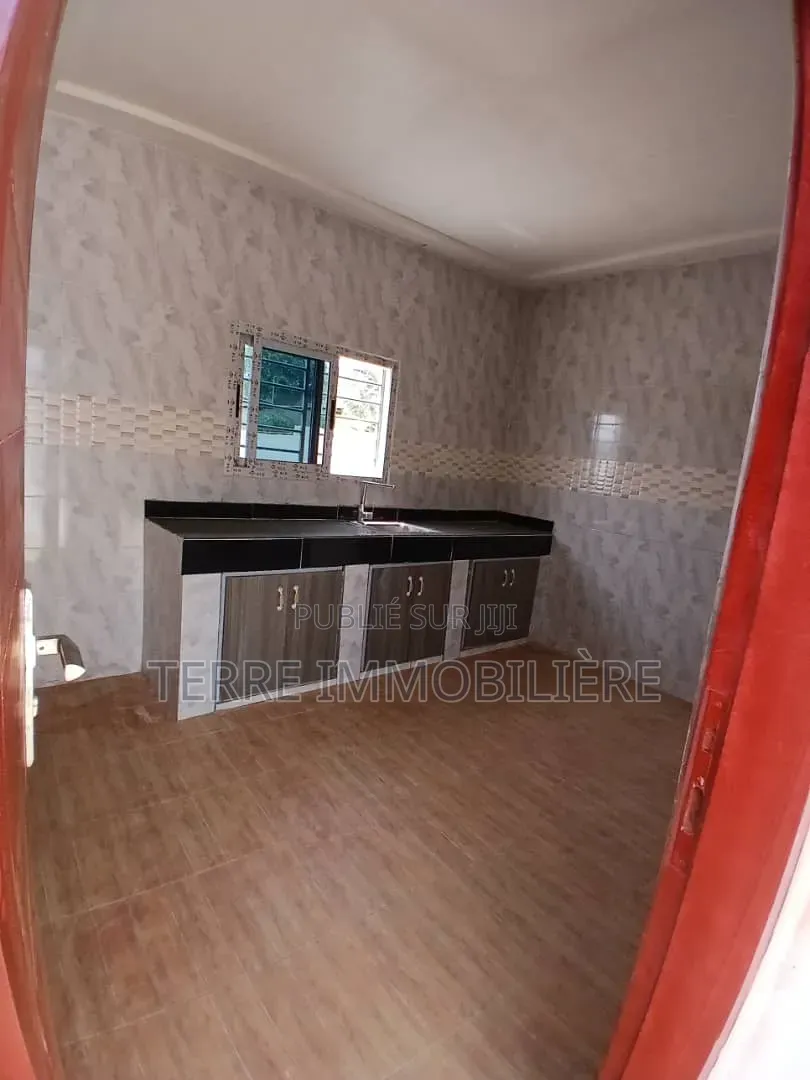 3chbre Villa dans La Terre Immobilière, Bingerville à Vendre
