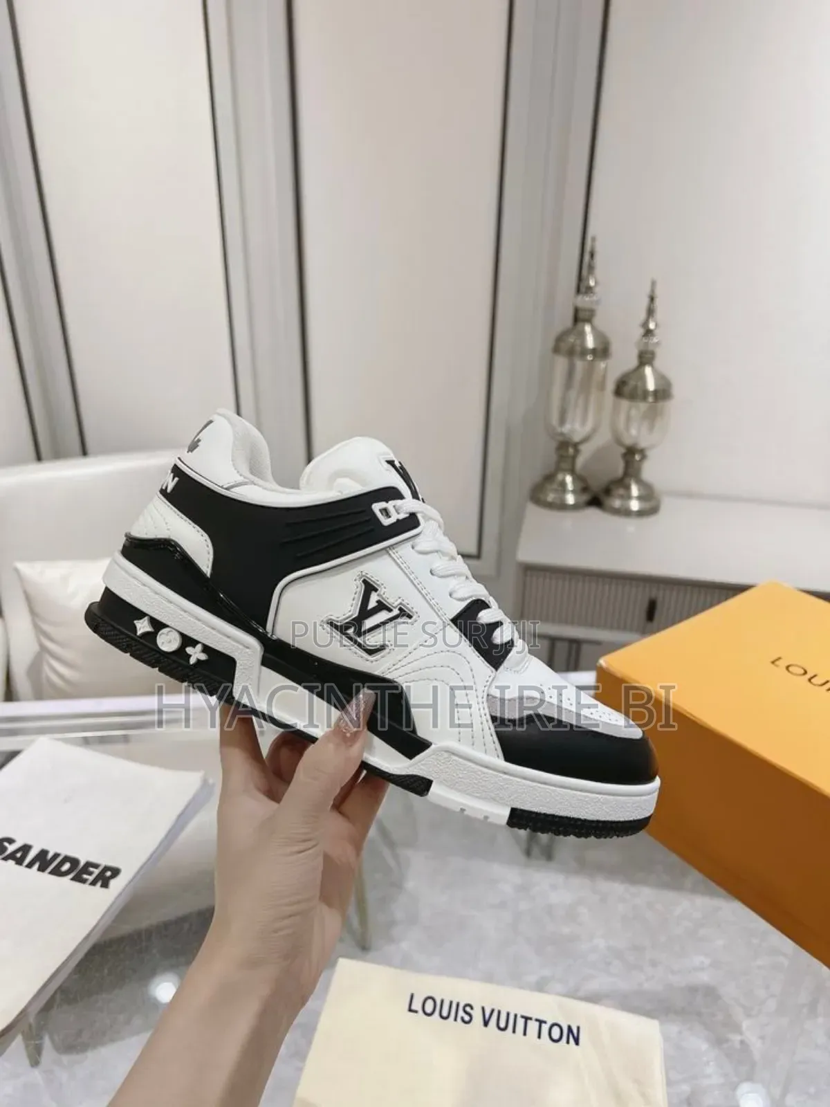 Sneakers New Balance Et Louis Vuitton Authentique Original Qualité