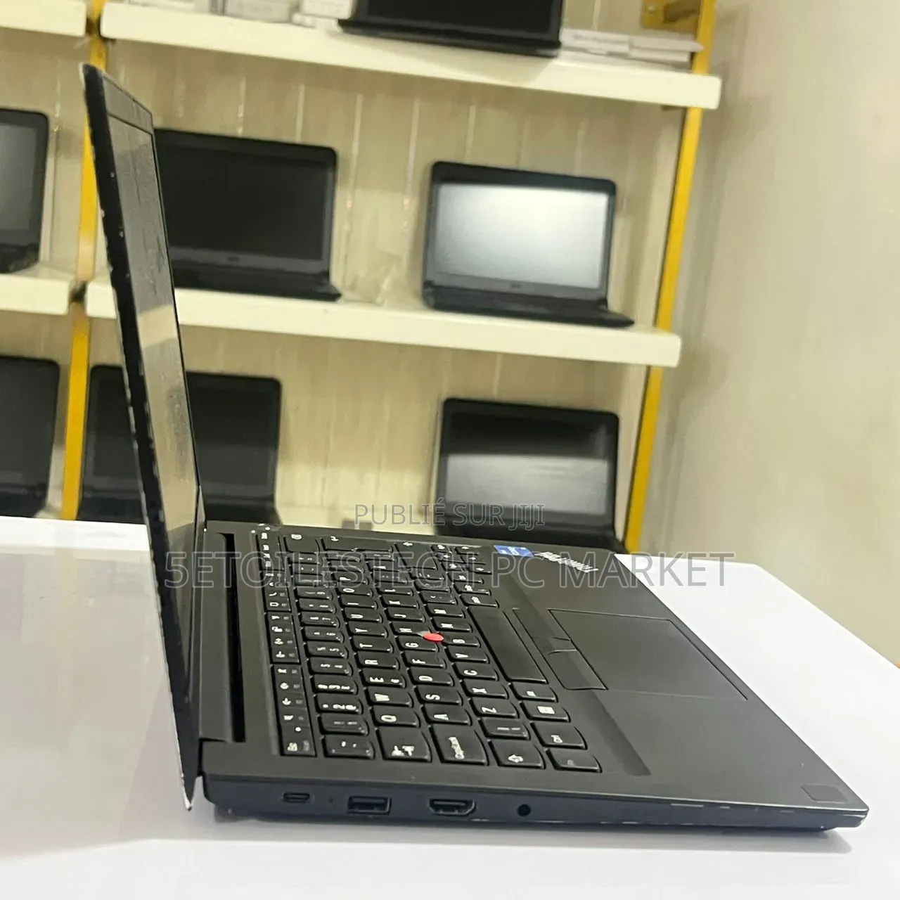 Nouveau Lenovo ThinkPad E14 Gen 4 8GB Intel Core i3 SSD 256GB
