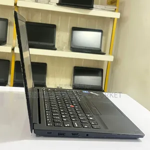 Nouveau Lenovo ThinkPad E14 Gen 4 8GB Intel Core i3 SSD 256GB