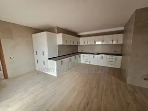 8chbre Appartement-terrasse dans Cocody à Louer
