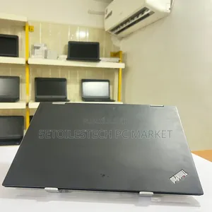 Nouveau Lenovo ThinkPad X1 Yoga 8GB Intel Core i5 SSD 256GB