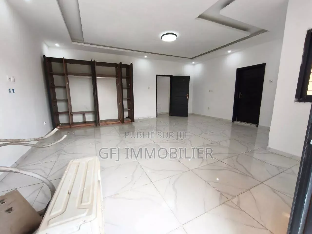 3chbre Duplex dans Francis Gweh, Cocody à Louer