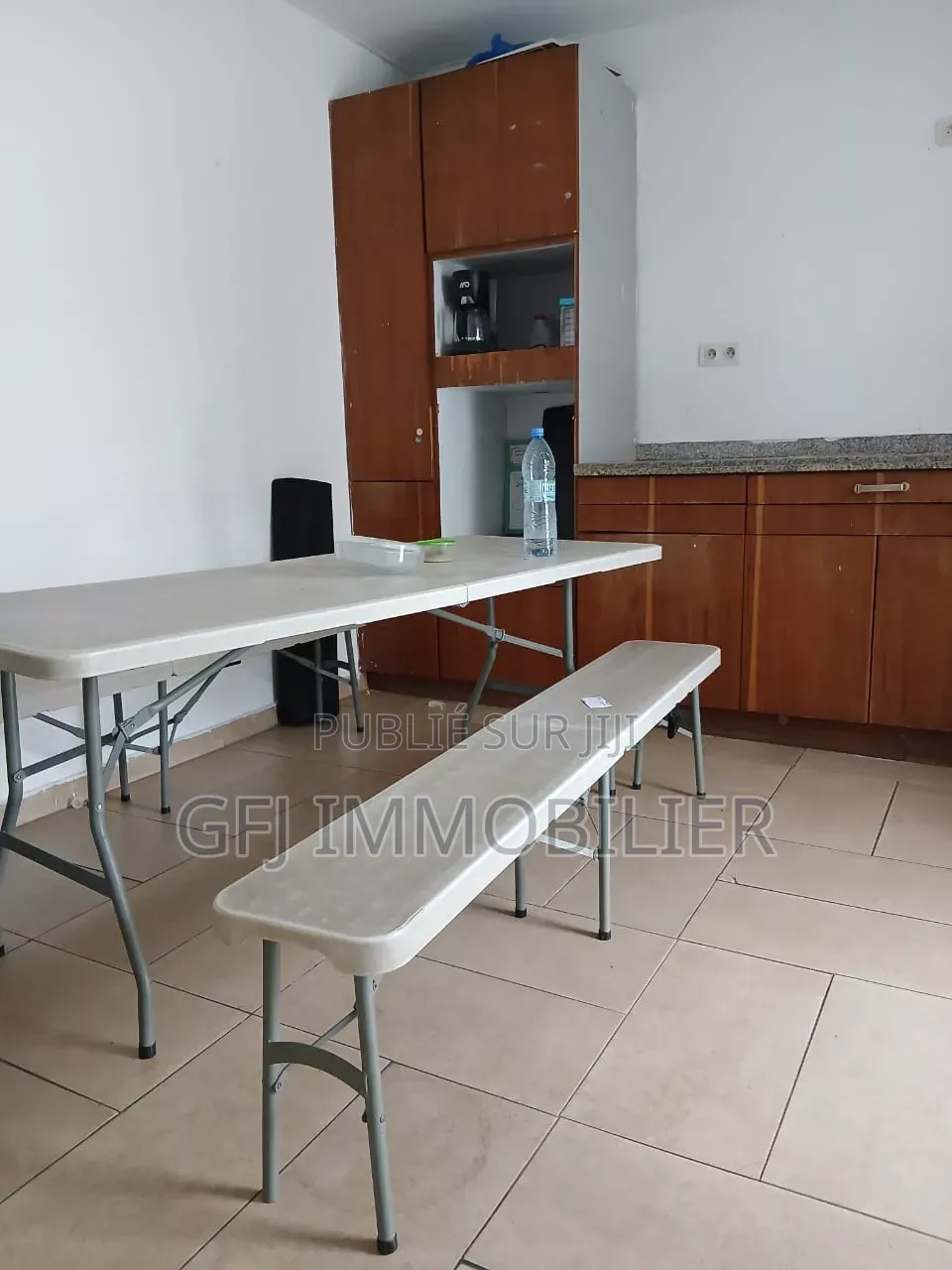 3chbre Villa dans Francis Gweh, Cocody à Louer