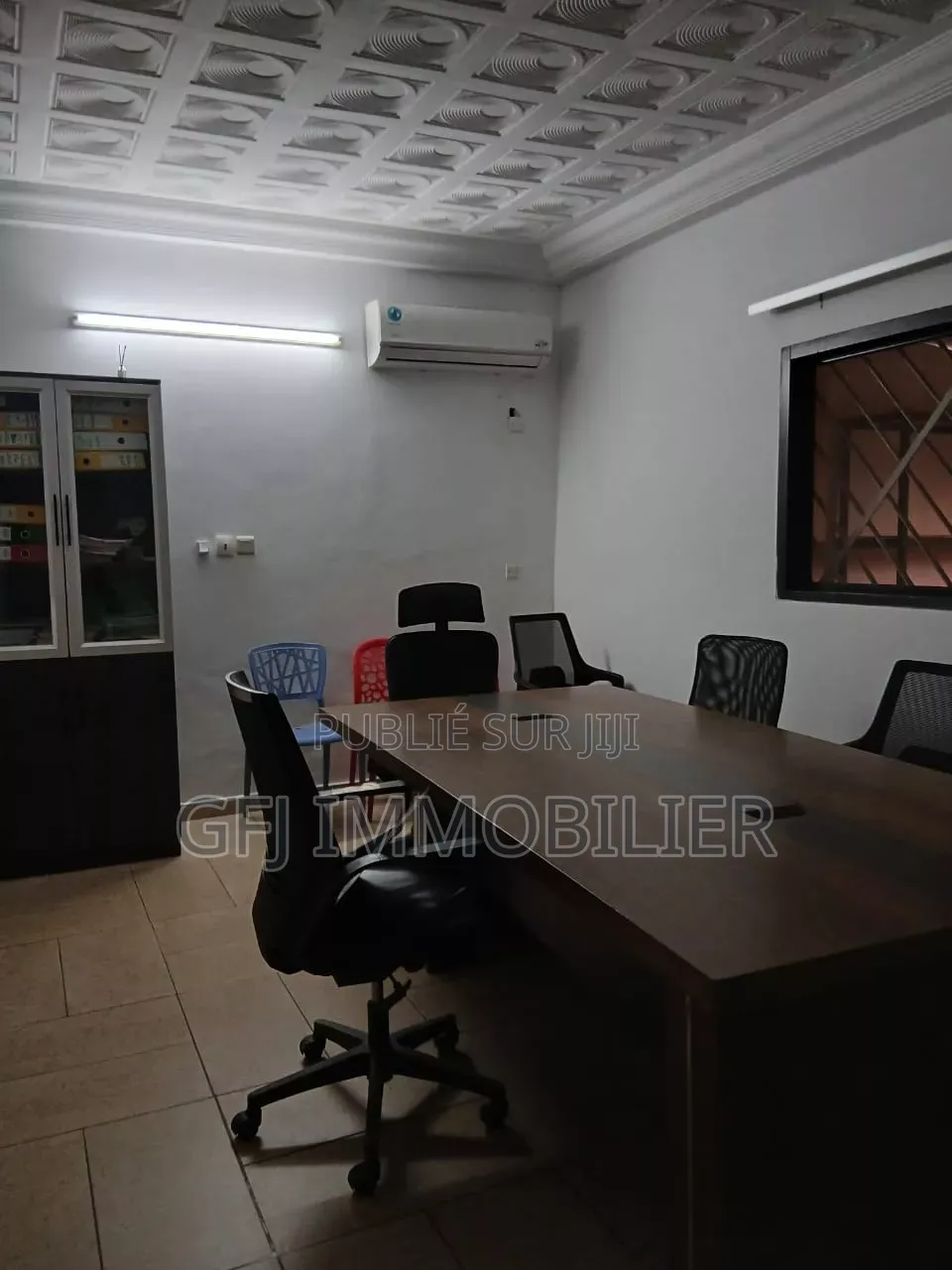 3chbre Villa dans Francis Gweh, Cocody à Louer
