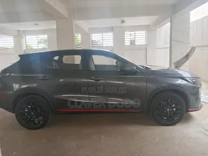 Nouveau Changan X5 Plus 1.5 Blue Core FWD 2025 Noir